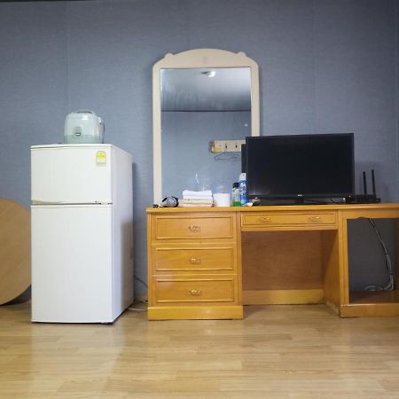 Motel Songwol Park à Sokcho Extérieur photo